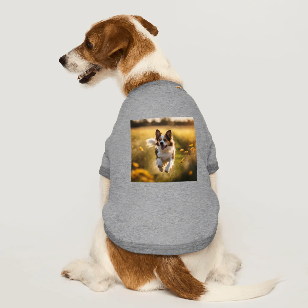 zigerparkのお花畑を駆ける犬 ドッグTシャツ