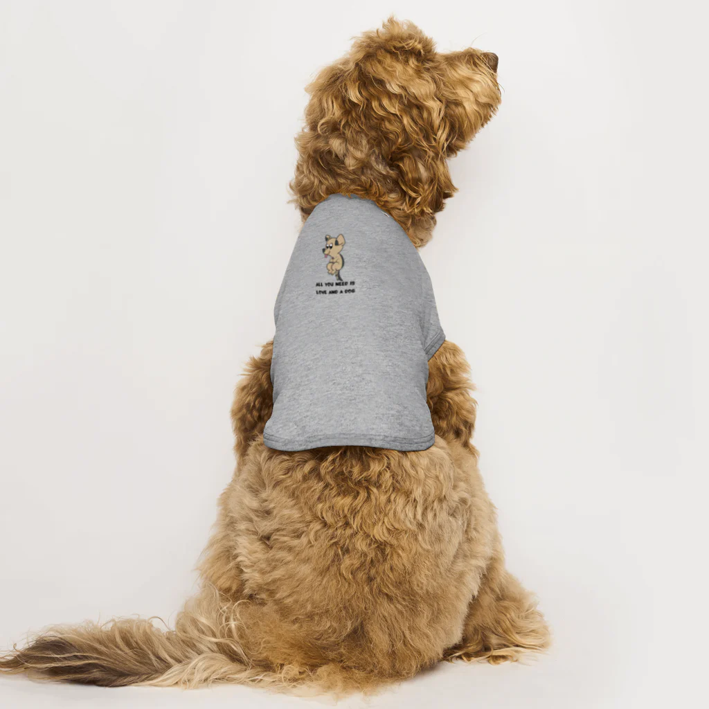 MU-SANのAll you need is Love a Dog Dog T-shirt