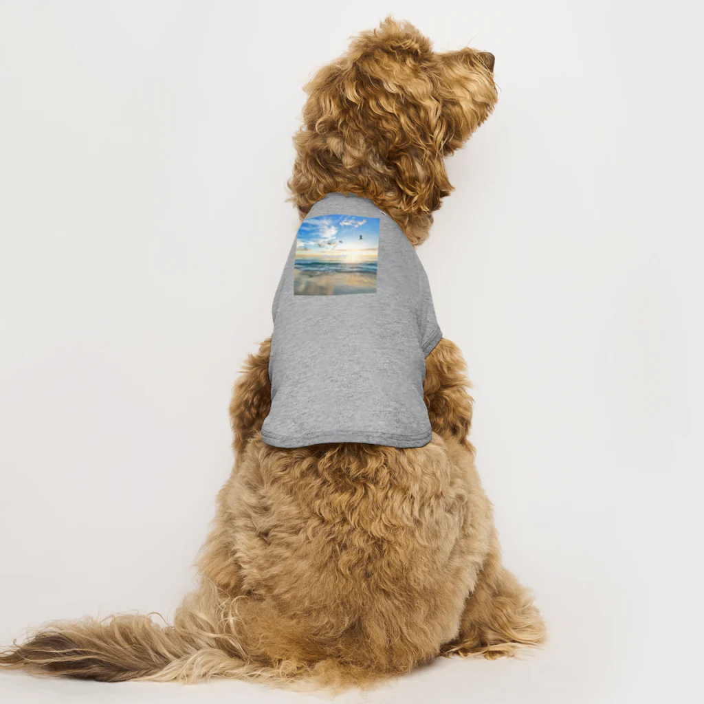 Apricot_taruの朝の海 Dog T-shirt