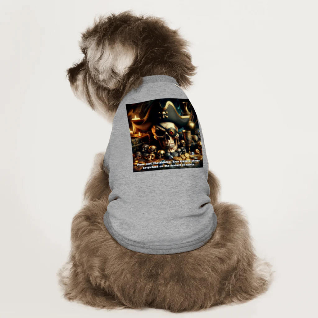 NikuQAIのShadowed Treasures: The Pirate's Legacy Dog T-shirt