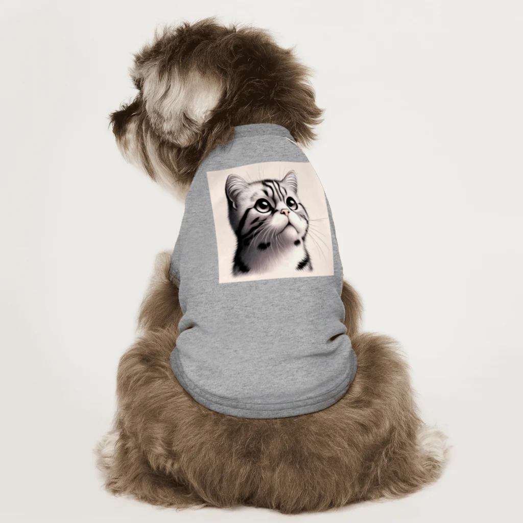 獣医学生の高橋さんの斜め上を見る猫 Dog T-shirt