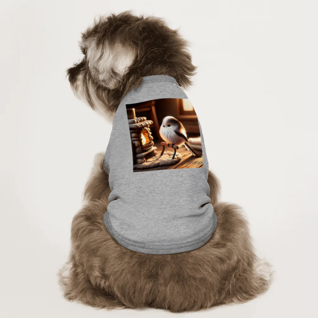 adjustの暖炉であたたまるかわいいシマエナガ Dog T-shirt