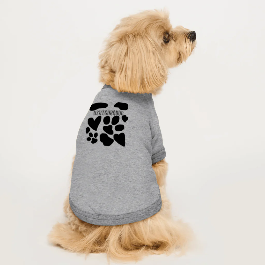 matsukanaSHOPの牛柄犬Ꭲシャツ(白枠なし) Dog T-shirt