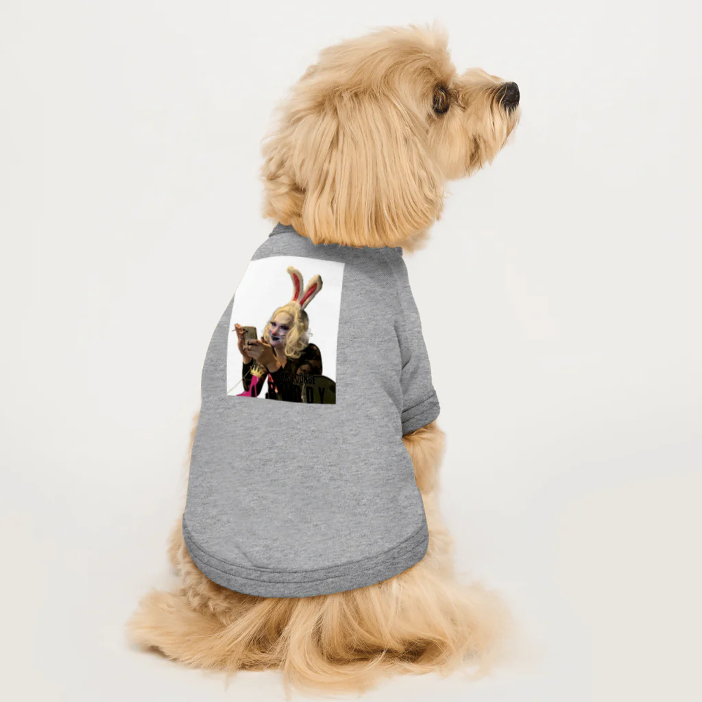 ヴァイオレットビアガーデンの新春デブうさぎガール Dog T-shirt