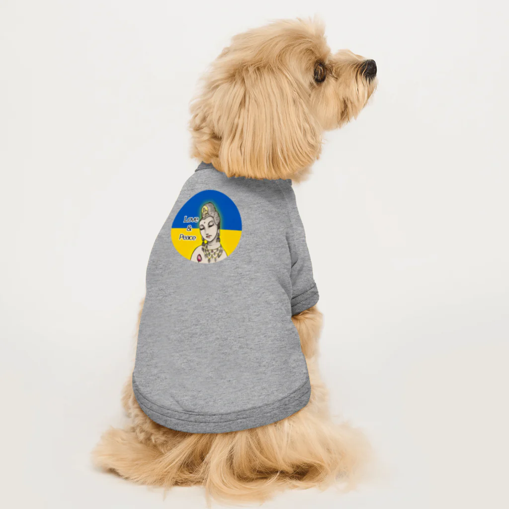 諭苑のSUZURI店のLove＆Peace観世音菩薩ウクライナ国旗背景 Dog T-shirt