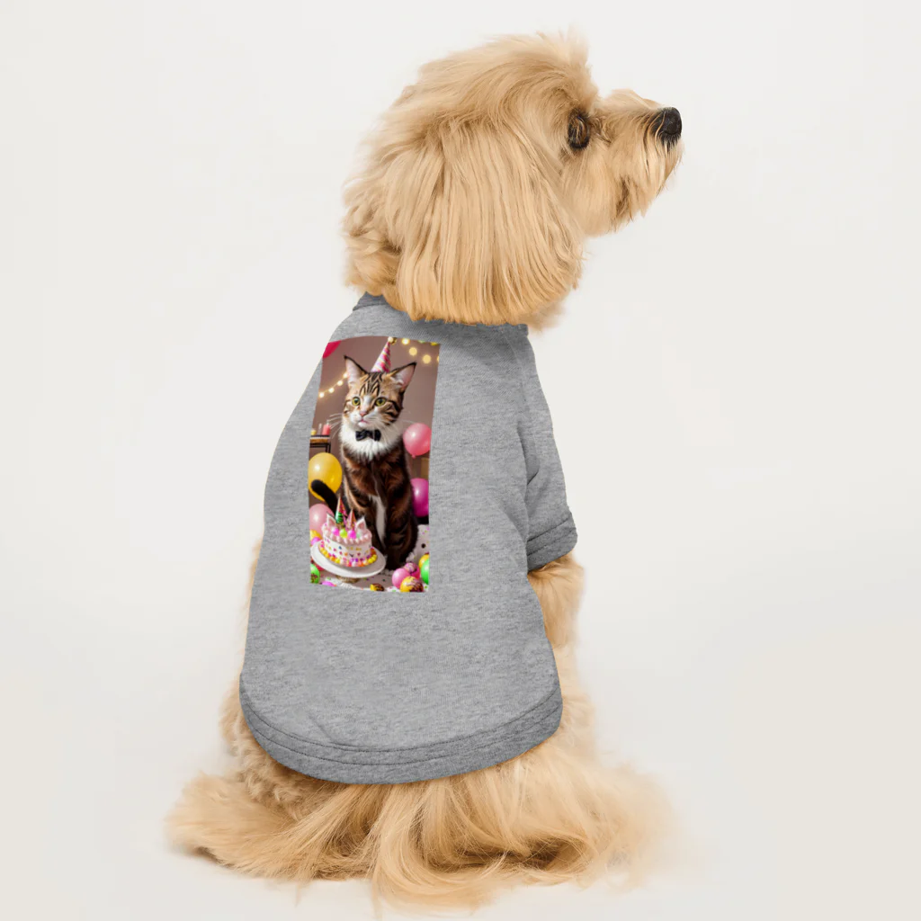 ukeroのパーティーキャット265 Dog T-shirt