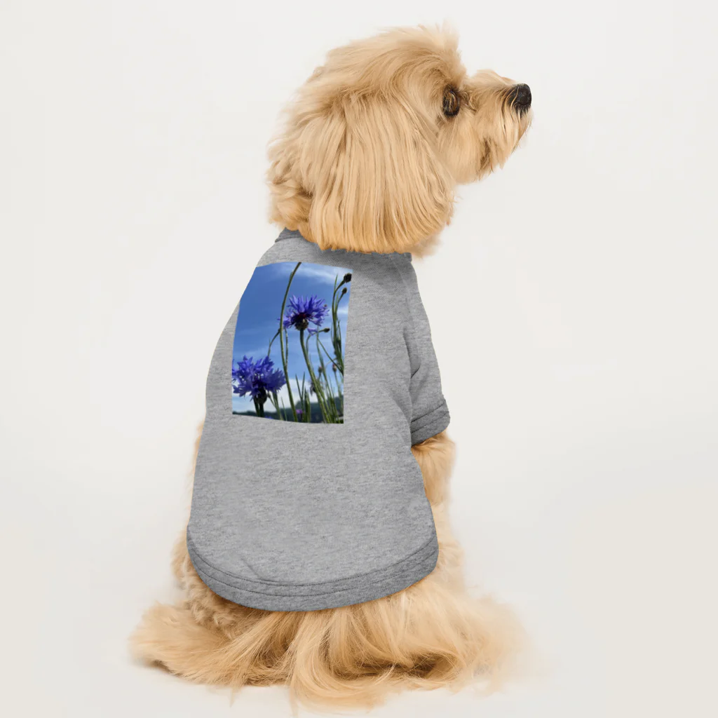 マツリのフォトショップの矢車草　青紫 Dog T-shirt