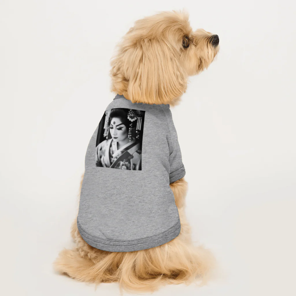 wawomotsuのJapanese Courtesan Bloom Tee ”Geisha” Dog T-shirt