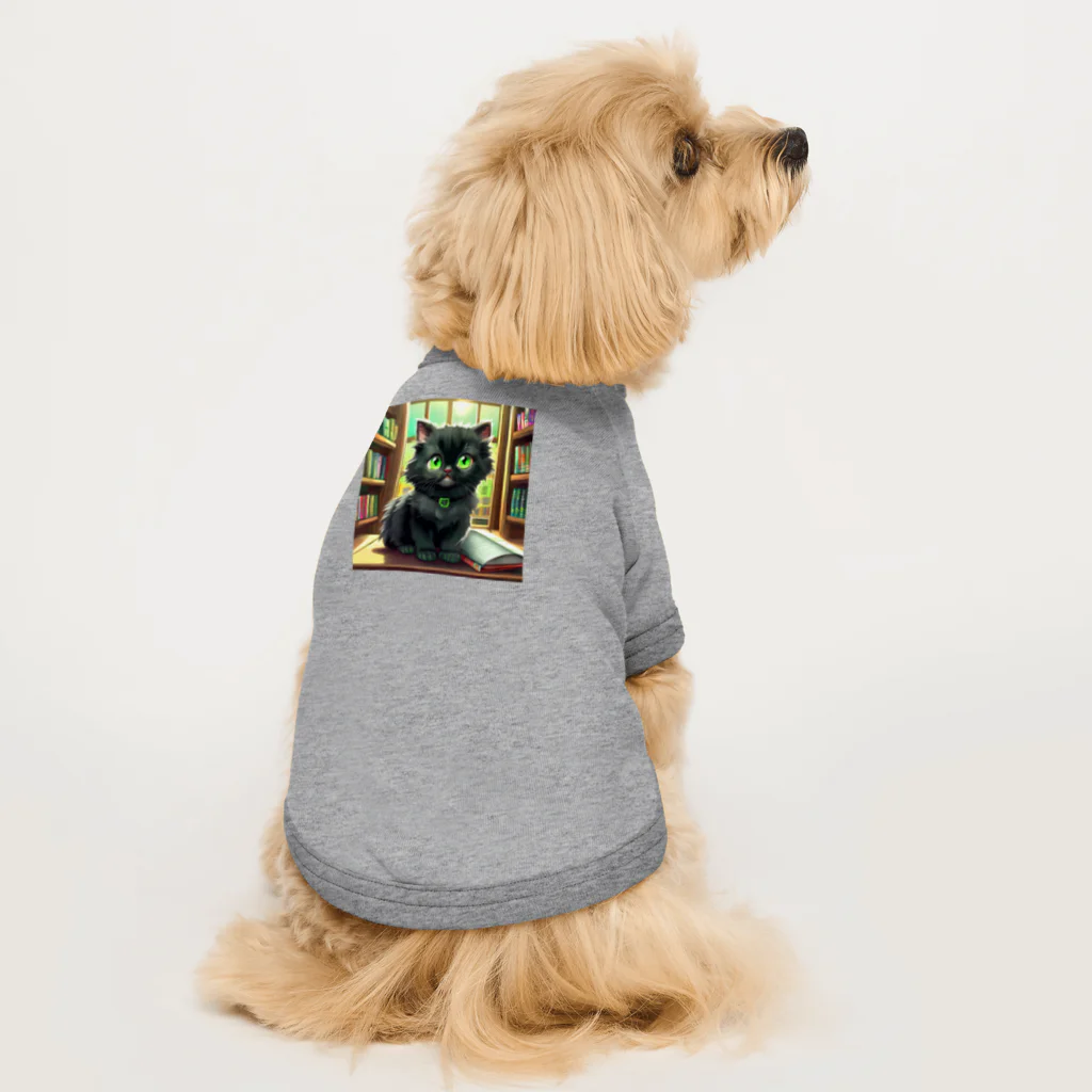 yoiyononakaの図書室の黒猫01 Dog T-shirt