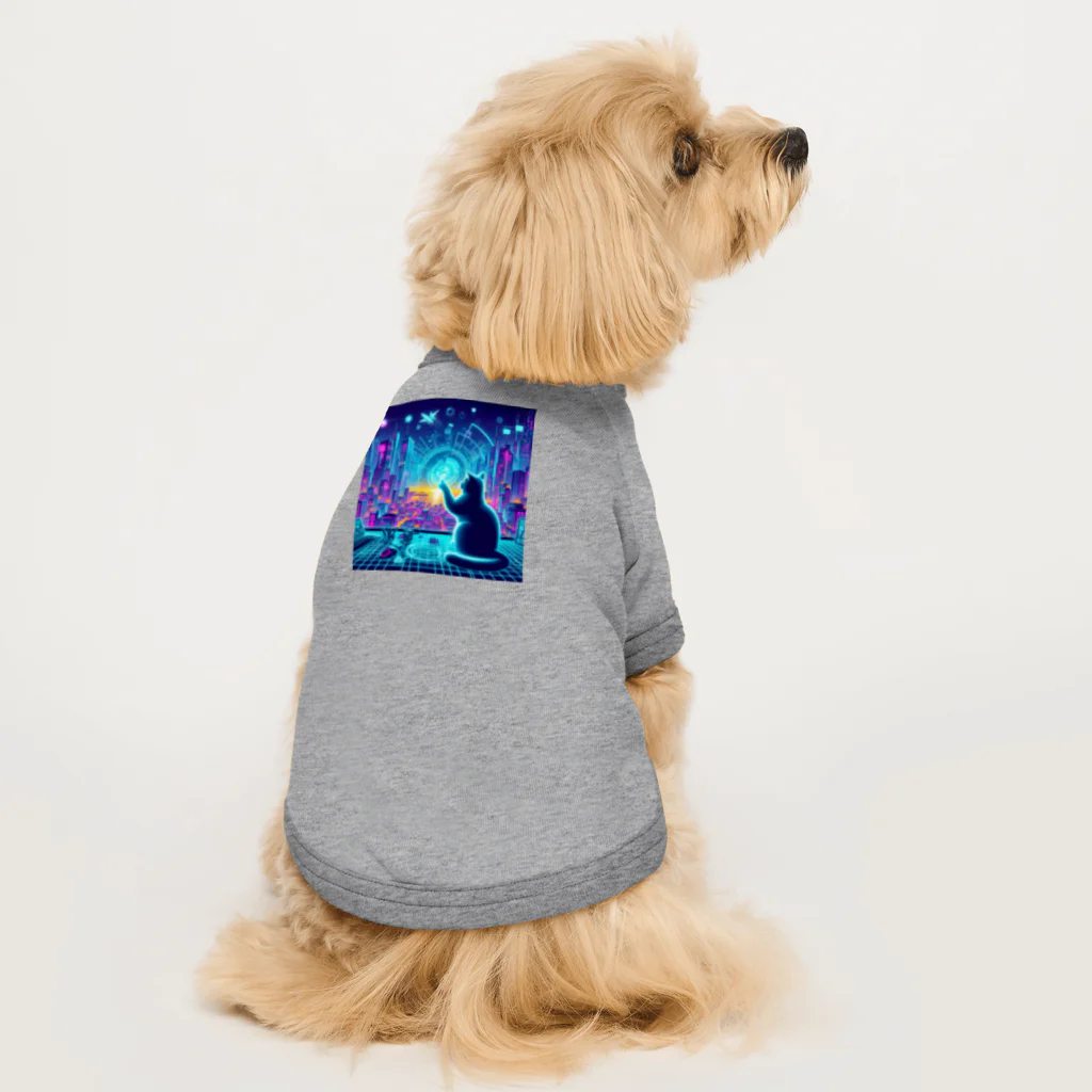 ニャーちゃんショップのサイバー都市でホログラフィックな街並みを楽しむネコ Dog T-shirt