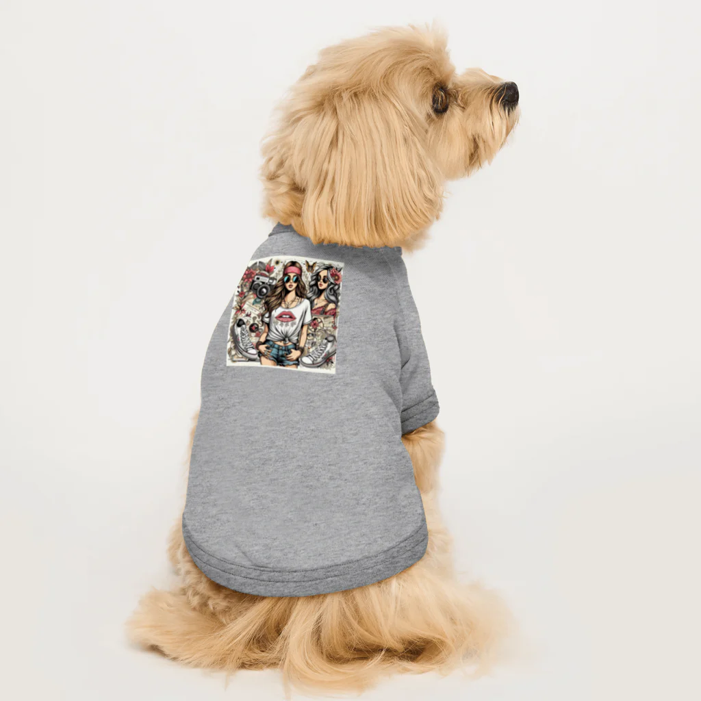 jun1005のスニーカーとカメラ Dog T-shirt