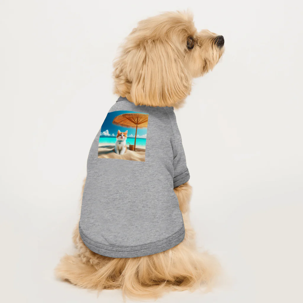 猫と紡ぐ物語の南国の海で一時のバカンスを楽しむ Dog T-shirt