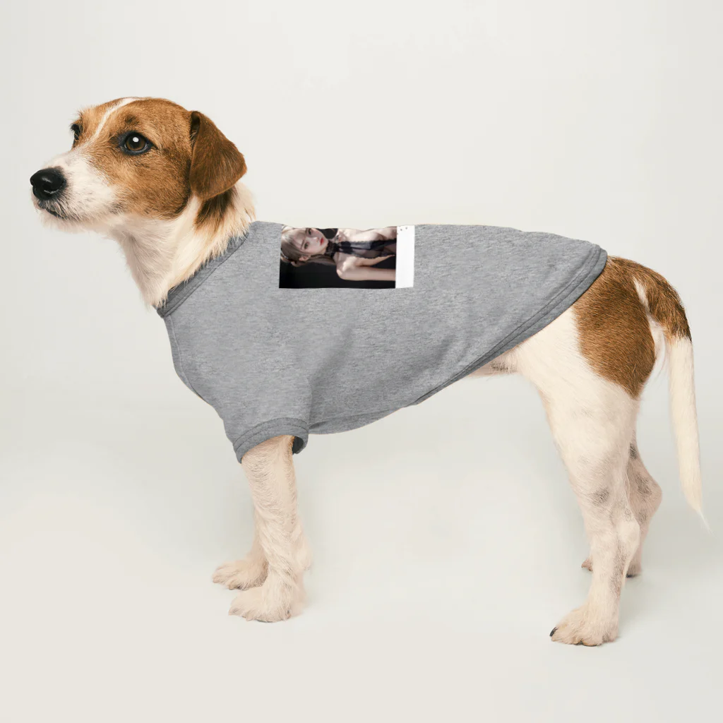 sounya sounyaの美女 図鑑（ホールド） Dog T-shirt