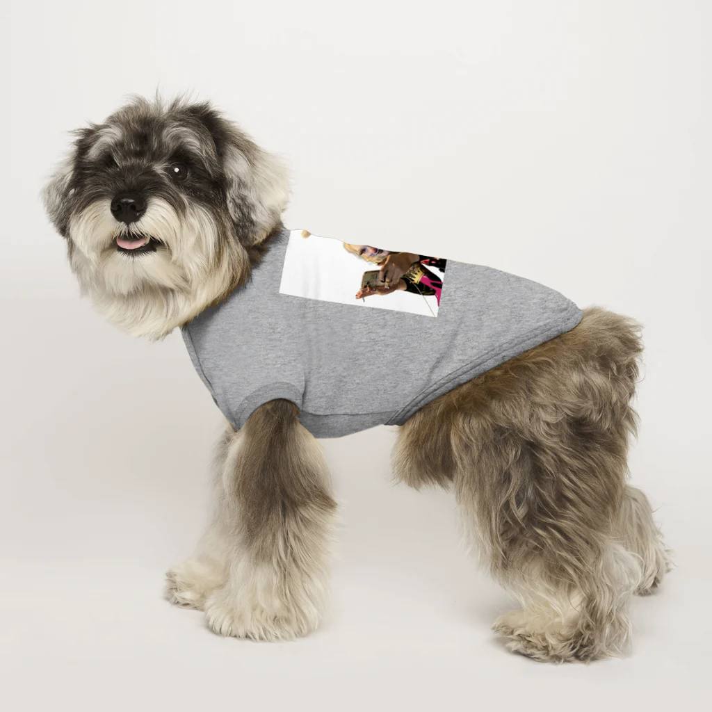 ヴァイオレットビアガーデンの新春デブうさぎガール Dog T-shirt