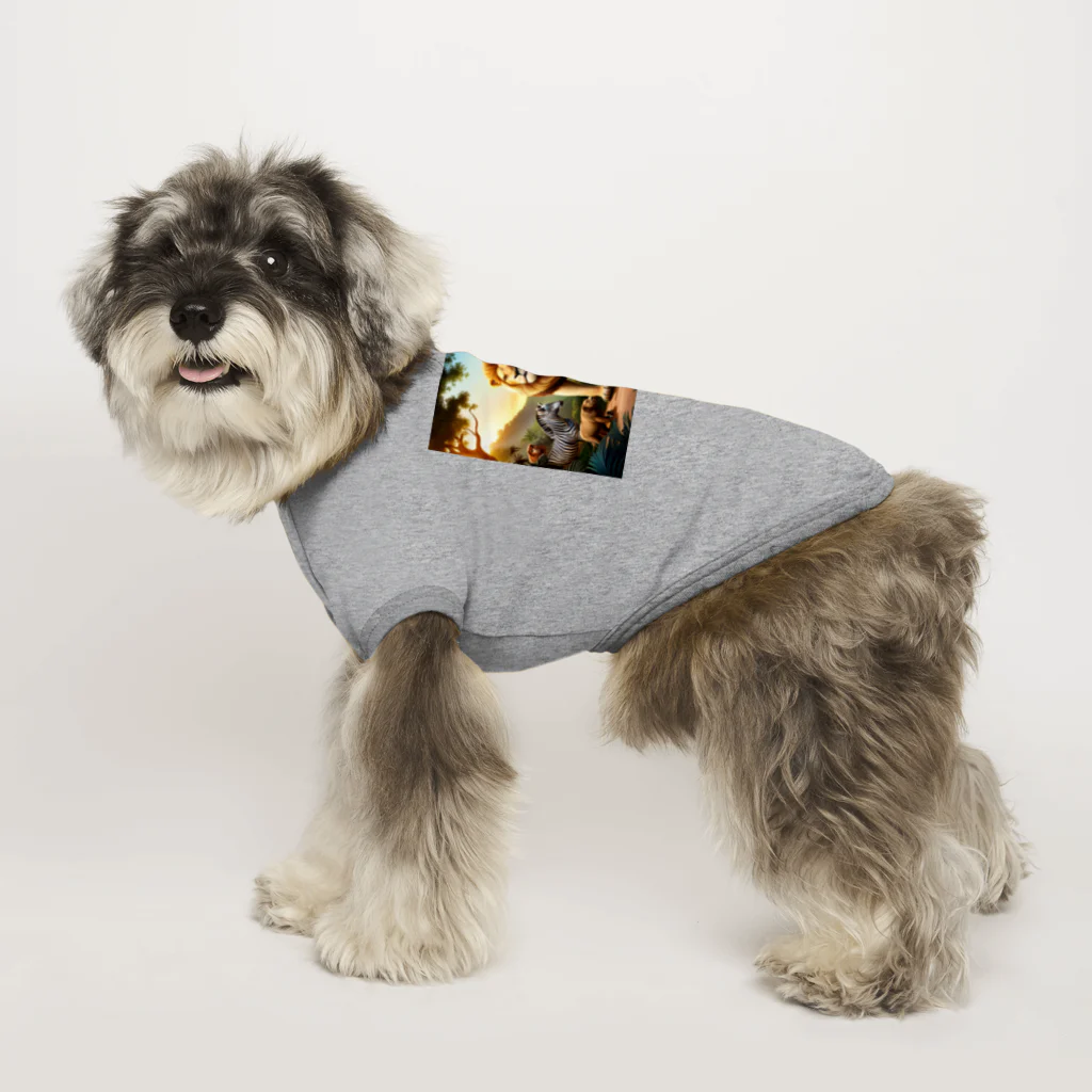 tamakitamakiのライオン Dog T-shirt