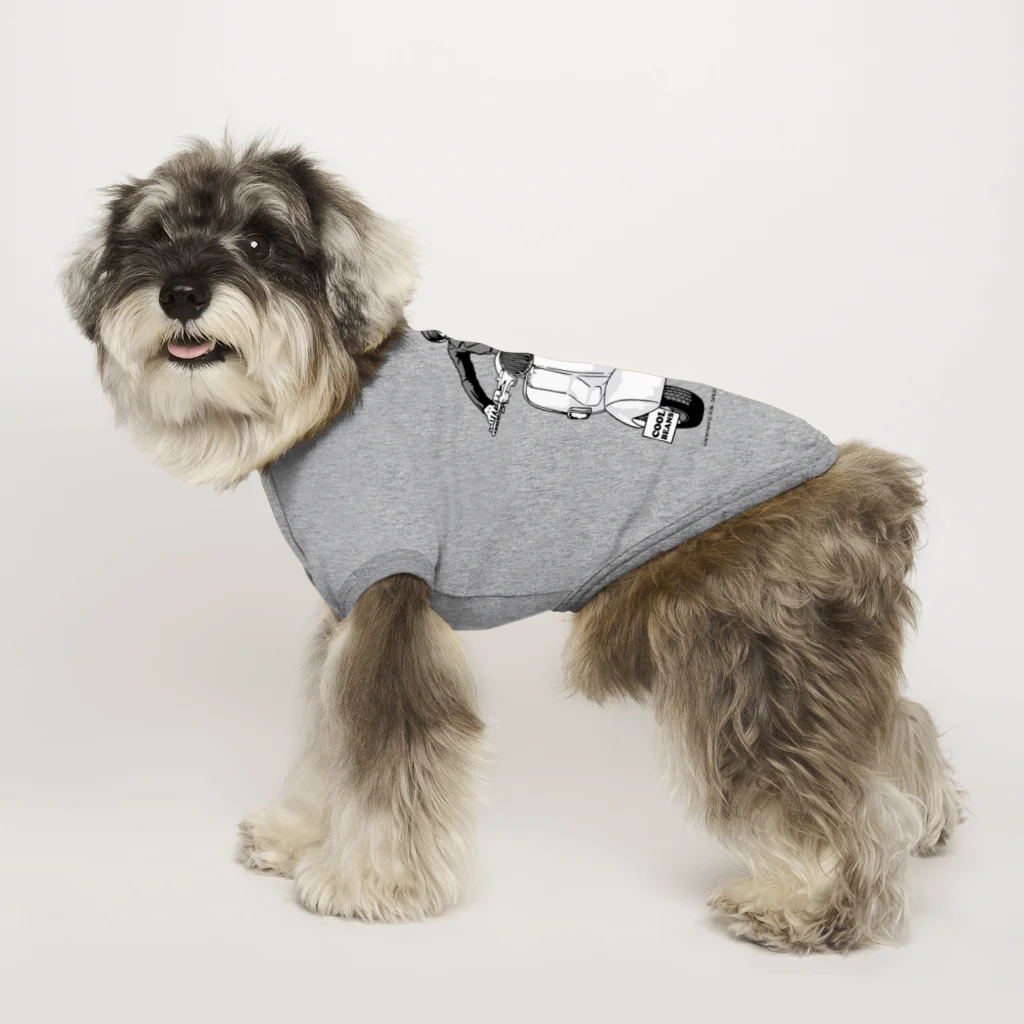 ファンシーTシャツ屋のクラシックスクーターに乗る男性 Dog T-shirt