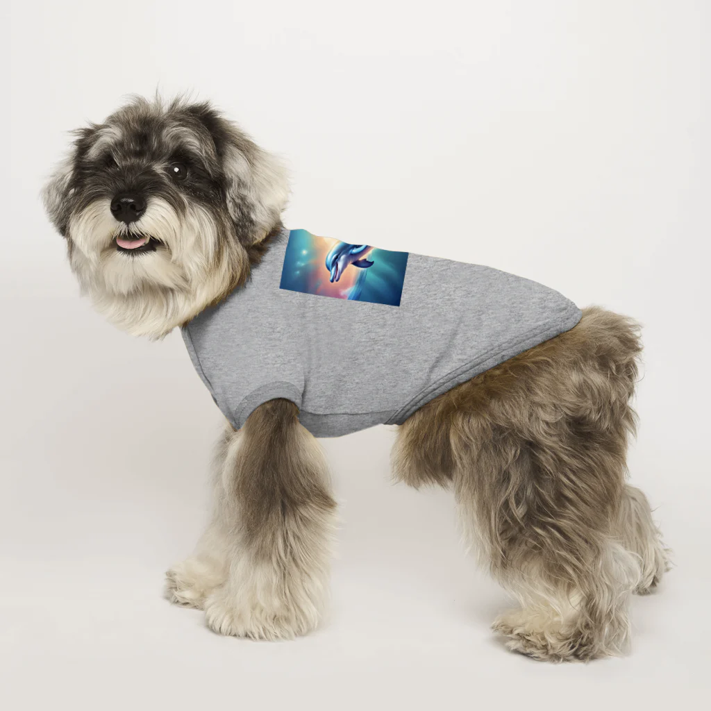 syuko5の水面を跳ねるイルカ Dog T-shirt