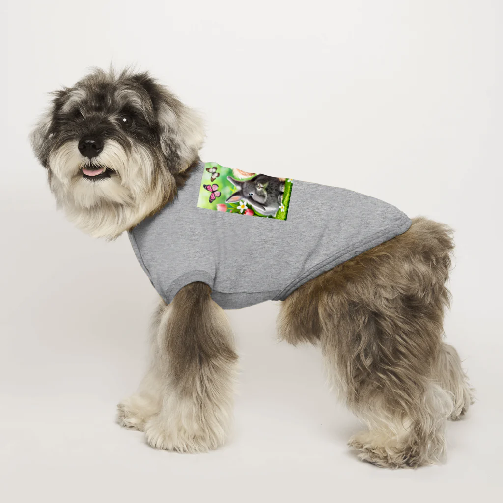 hachitaroのうさぎのネザーランドドワーフと犬のトイプードル Dog T-shirt