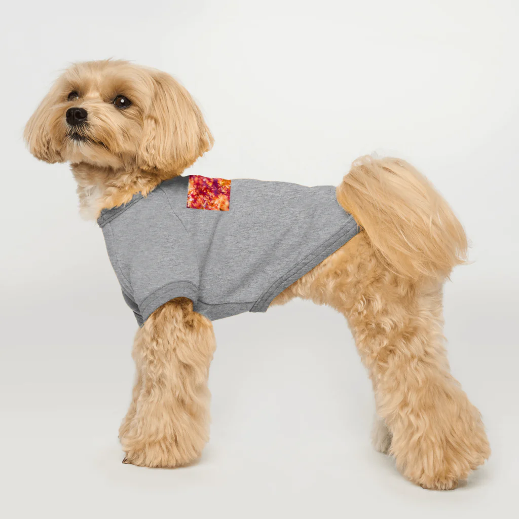 最終進化的量産型良のオレンジノコウヨウ Dog T-shirt