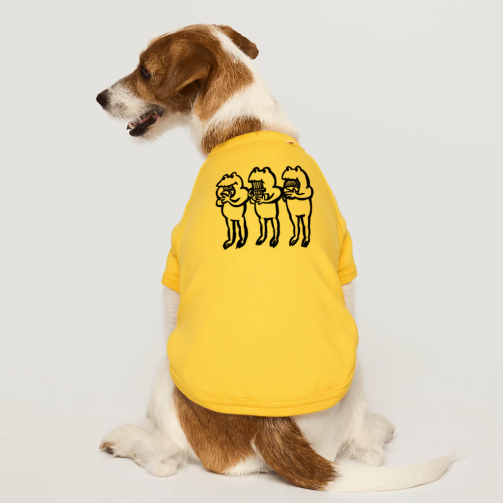 なにかごようですか？のカエル３ひき Dog T-shirt