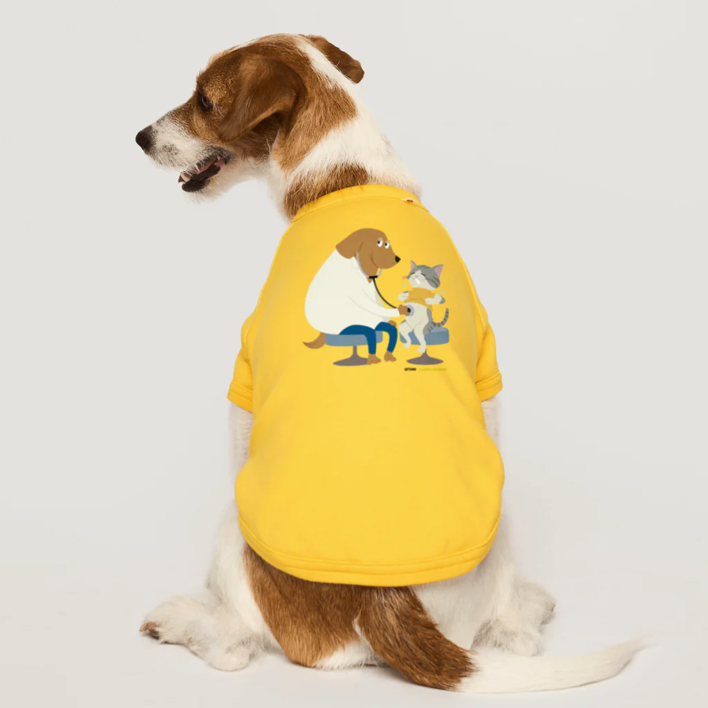 Quatre Illustrationの犬のお医者さん Dog T-shirt