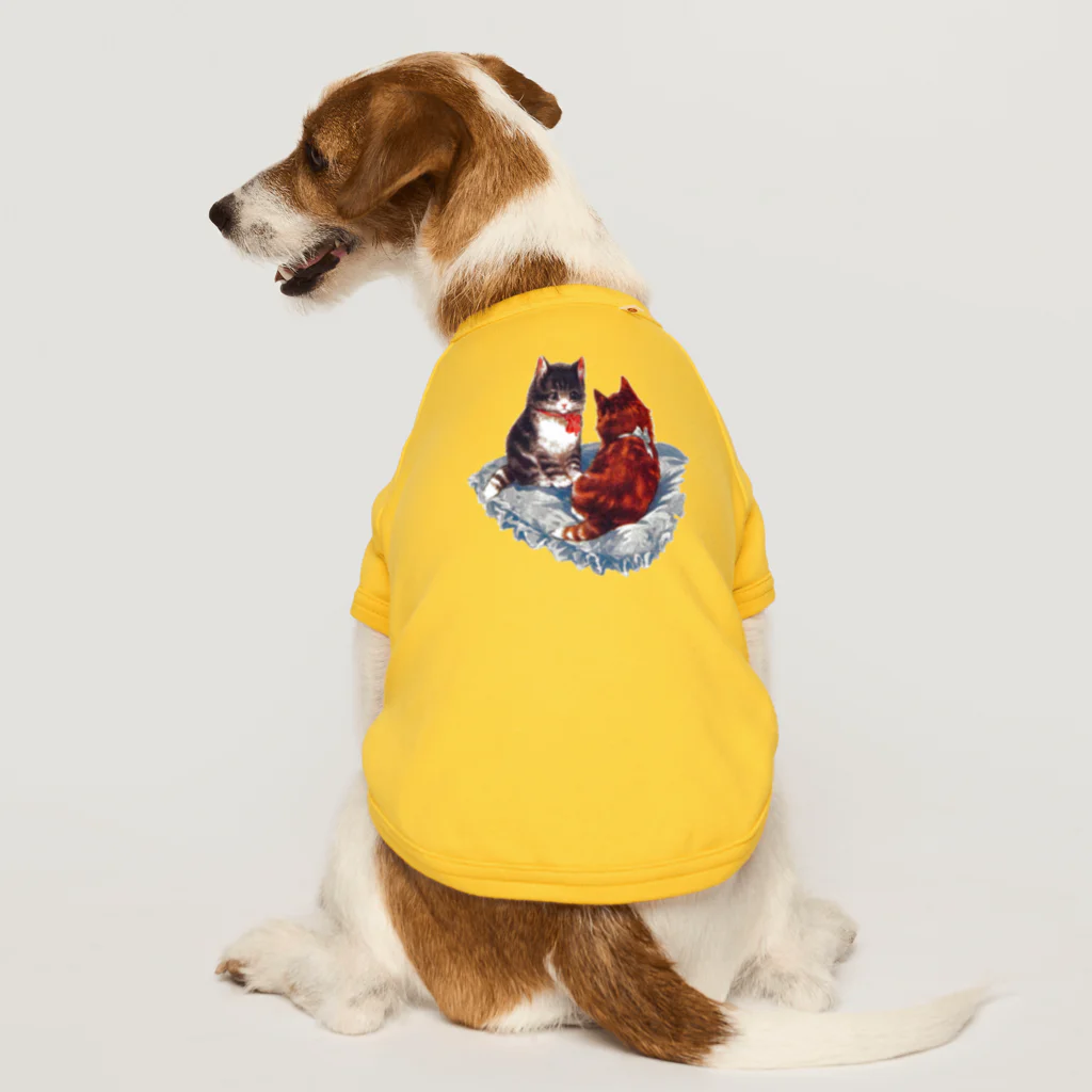 Saza-nami Antique designのクッションの上のふたご猫 Dog T-shirt