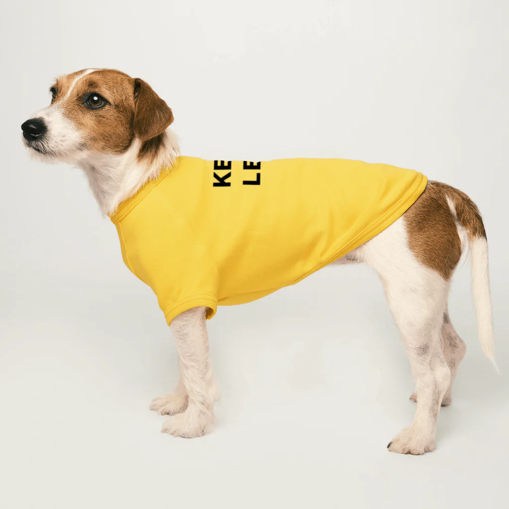 RiyocoHanasawa illustrationのKEEP LEFT Dog T-shirt