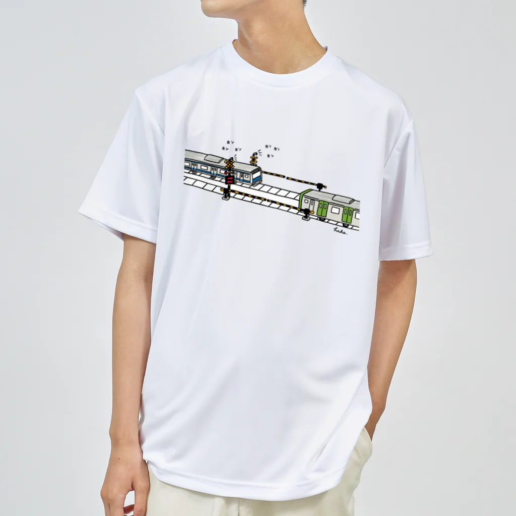 母アパレルの電車と踏切 ドライTシャツ