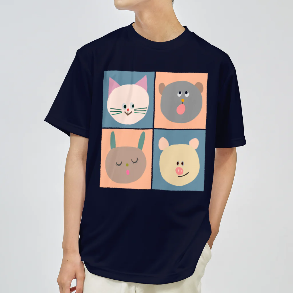 boorichanの animals ドライTシャツ