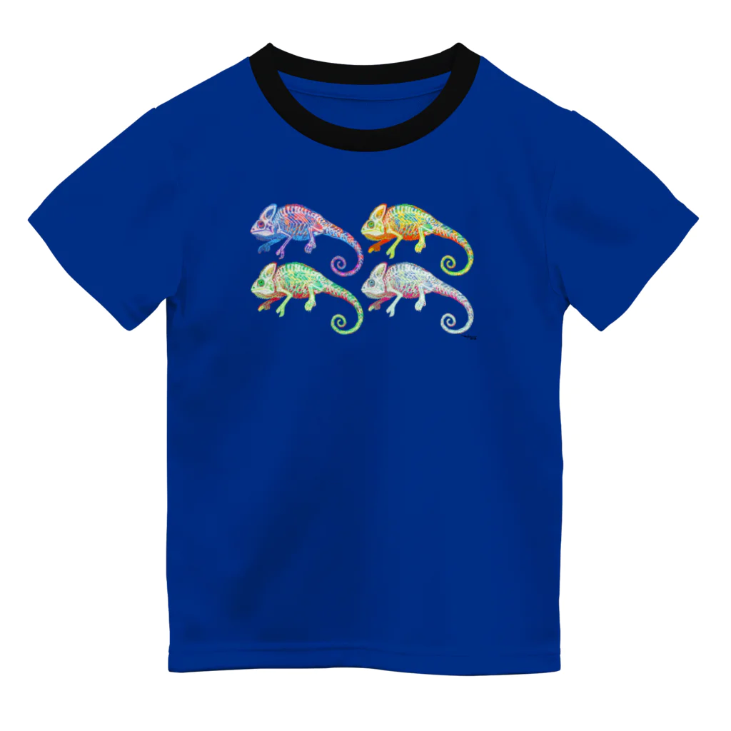 どうぶつのホネ、ときどきキョウリュウ。の４ひきのエボシカメレオン ドライTシャツ