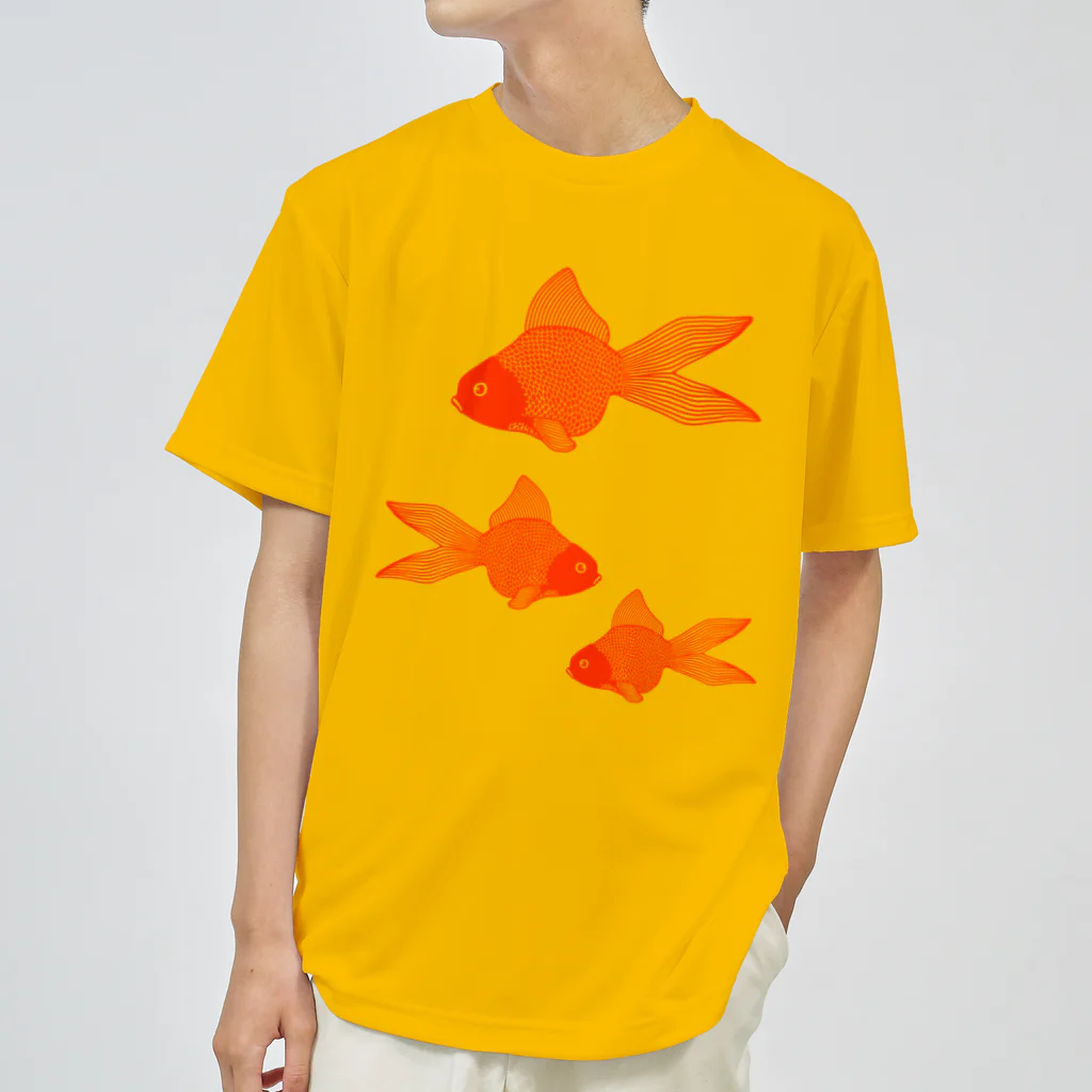 Alba spinaの金魚３匹 ドライTシャツ