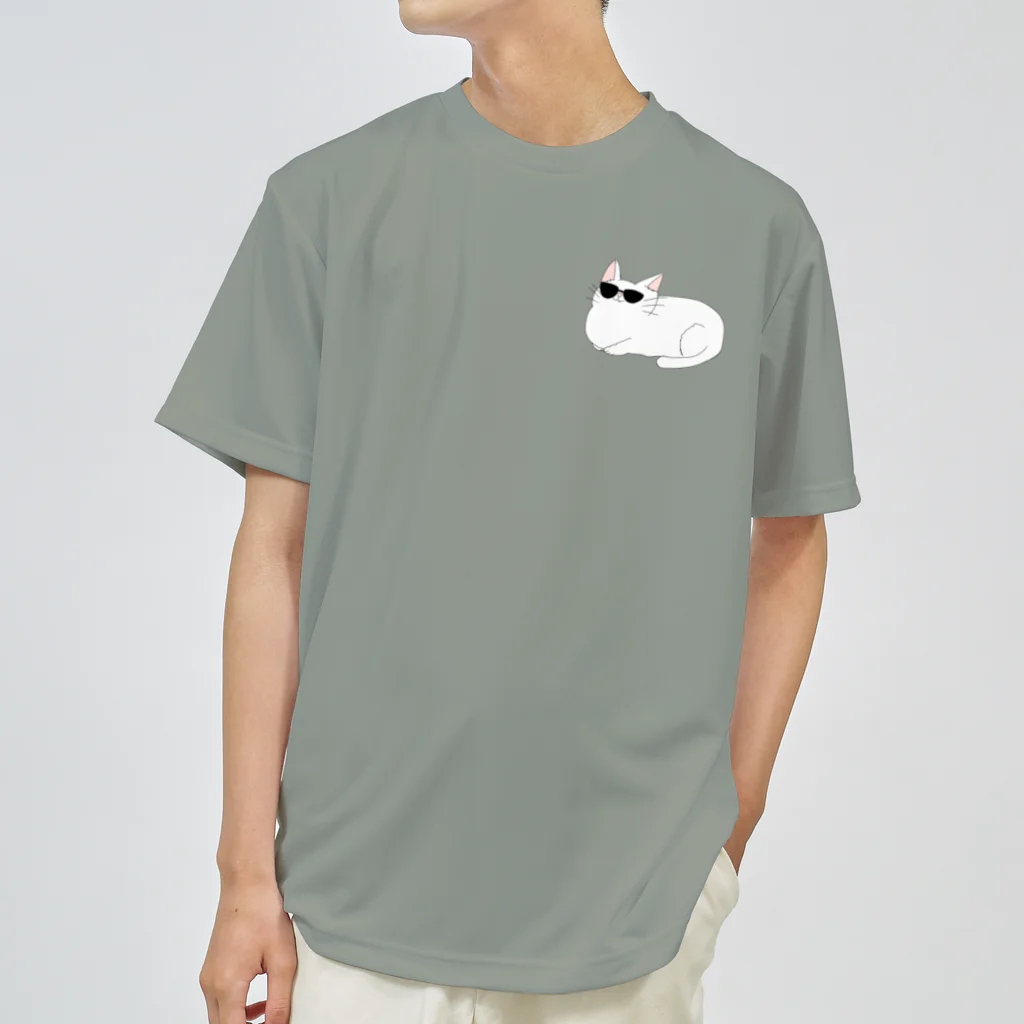 MOCHI Shopのカッコつけたいにゃんこ ドライTシャツ