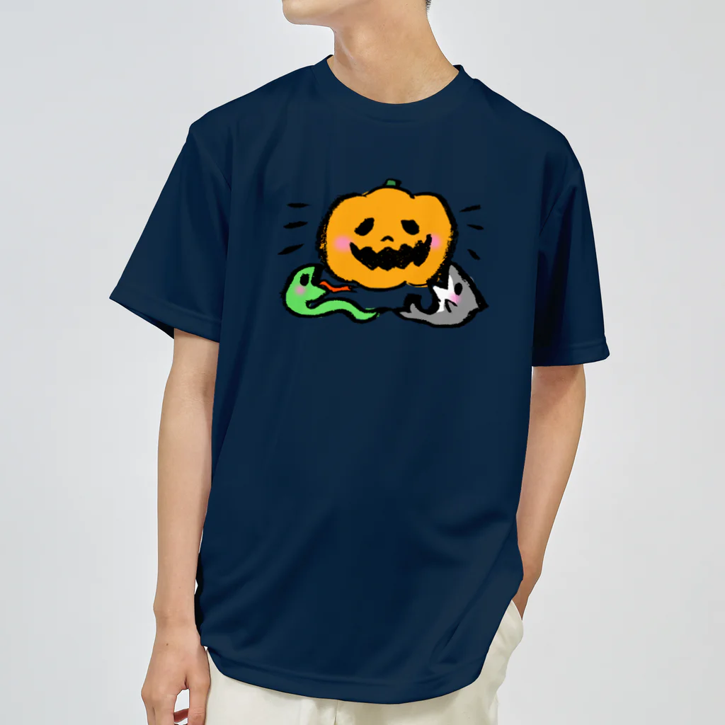 円（まどか）の気まぐれアートのなるっとパペットモンスターズ🎃🐍🦈 ドライTシャツ