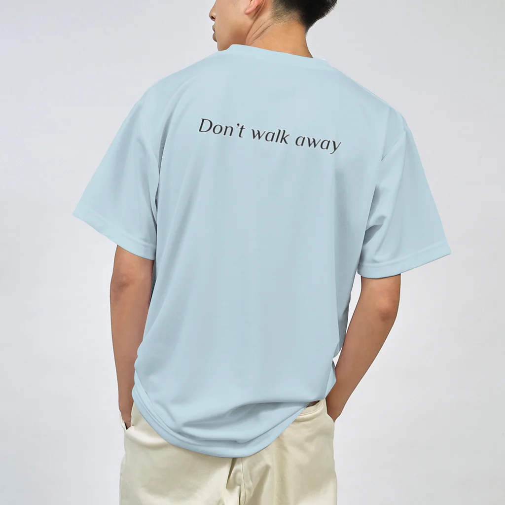 月夜のタツノオトシゴのDon’t walk away ドライTシャツ