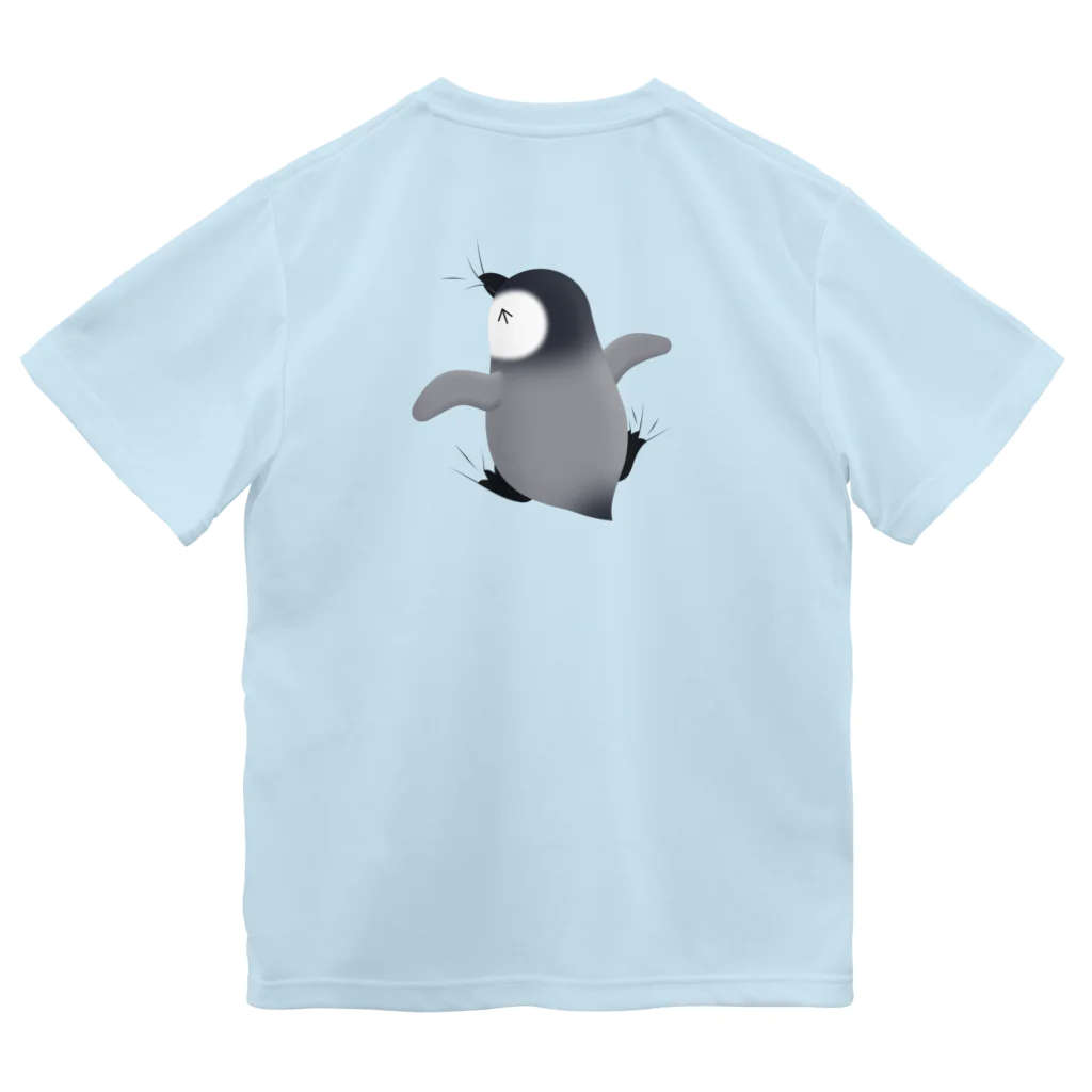 chelsieのしがみつくペンギン ドライTシャツ