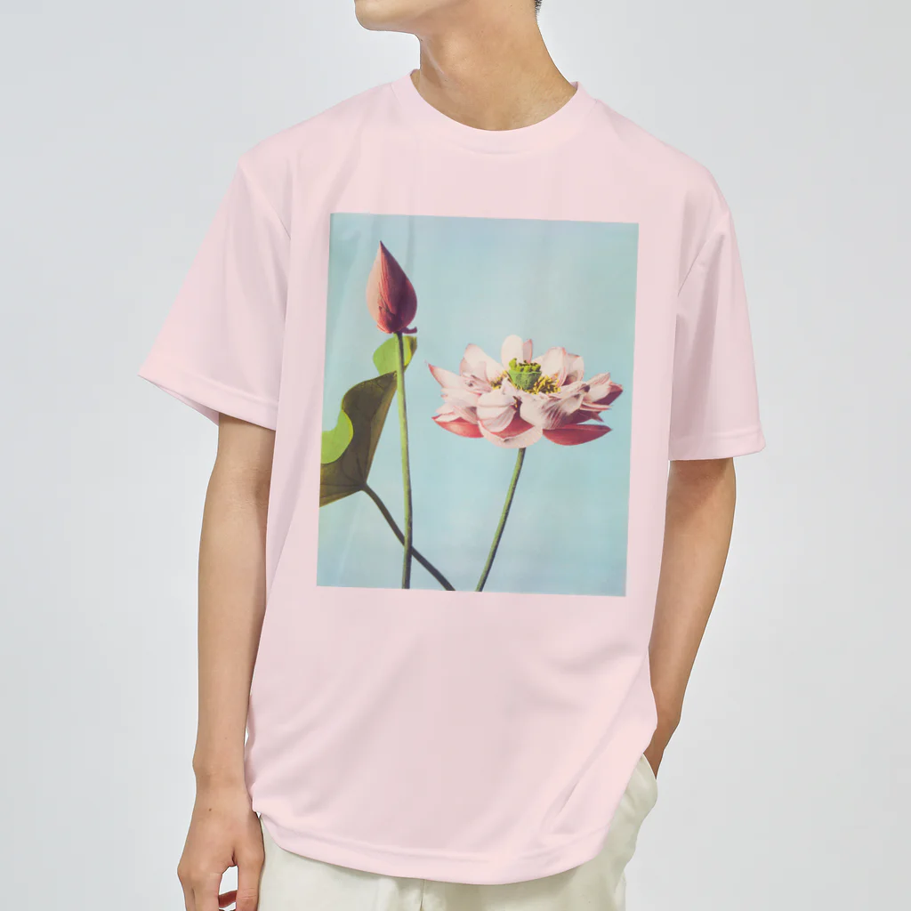 Japon mignonの蓮の花 ドライTシャツ