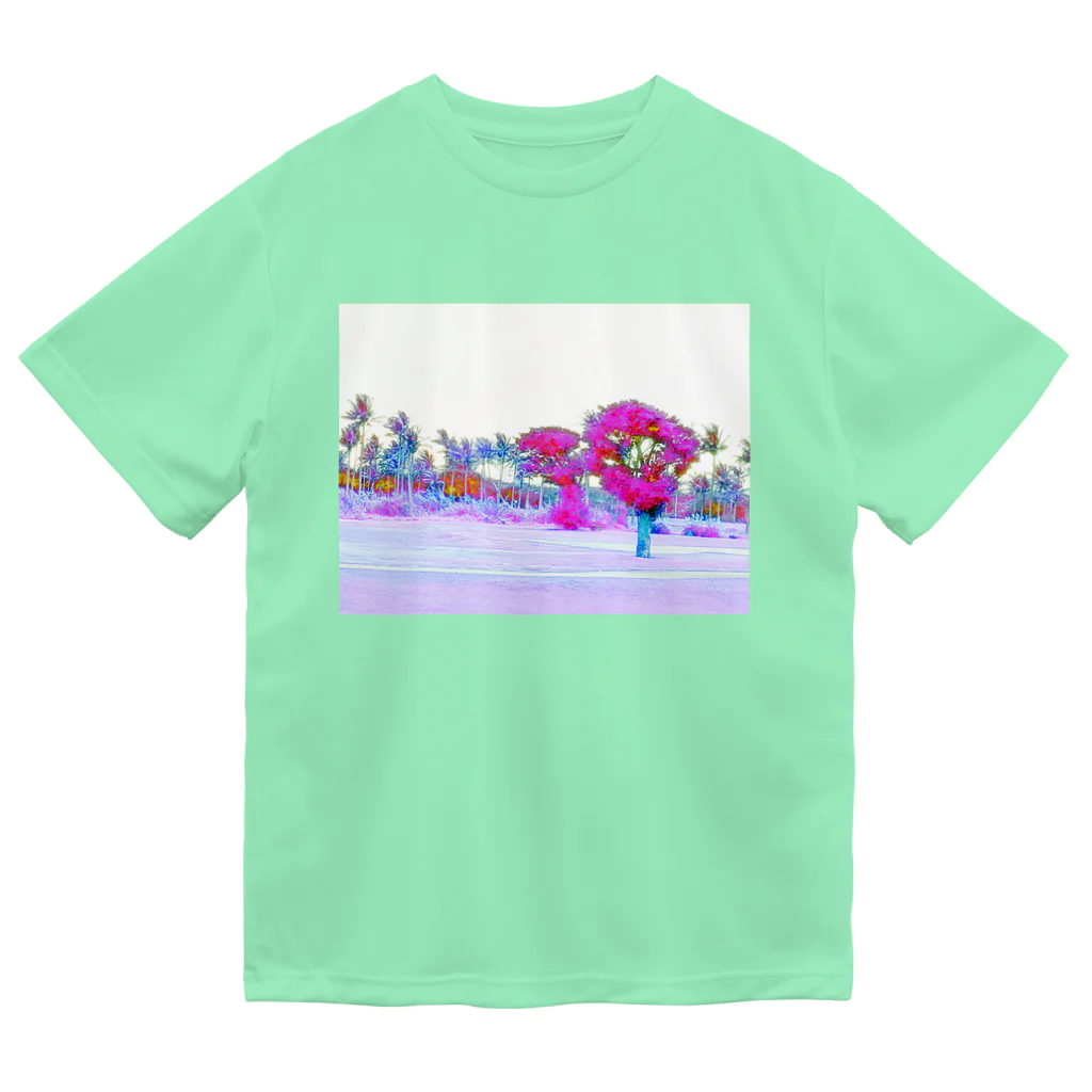 thatoneusernameのピンクのツリー ドライTシャツ