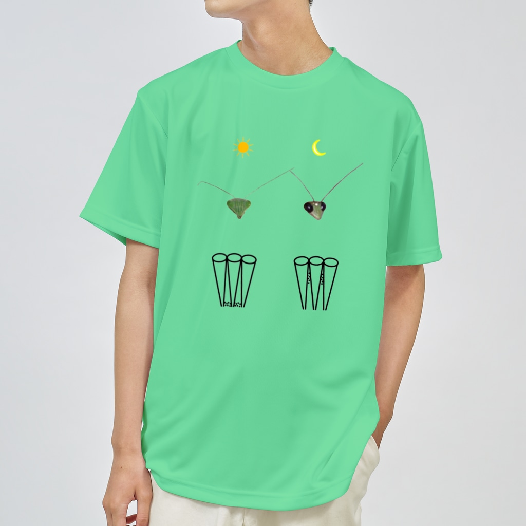 L_arctoaのカマキリの昼と夜の複眼（絵文字、背景透過ver） Dry T-Shirt