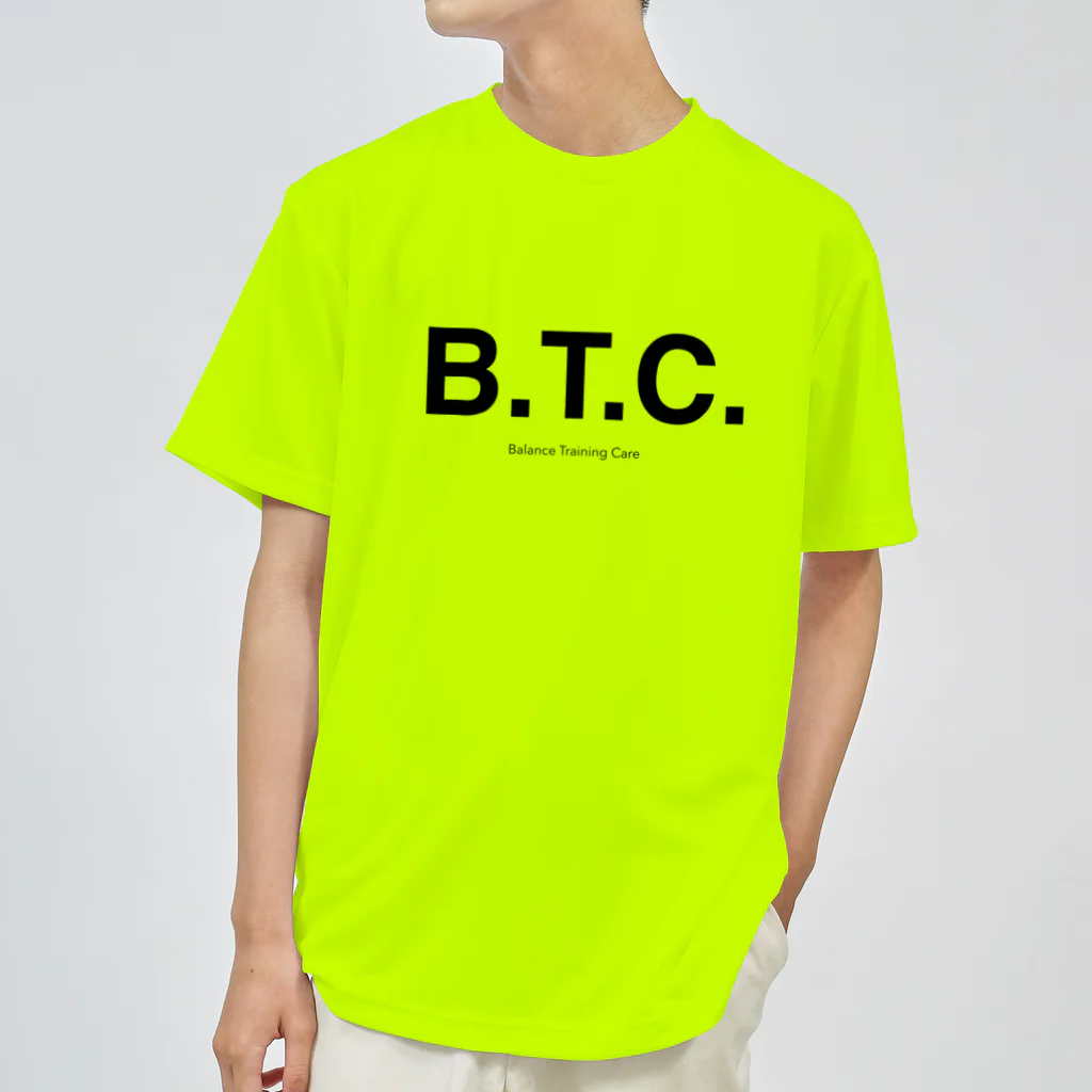 Training Studio BTCのB.T.C. ドライTシャツ