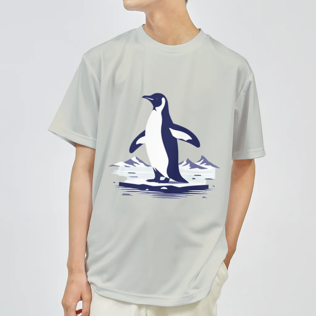 Green__teaのペンギンと氷山 Dry T-Shirt