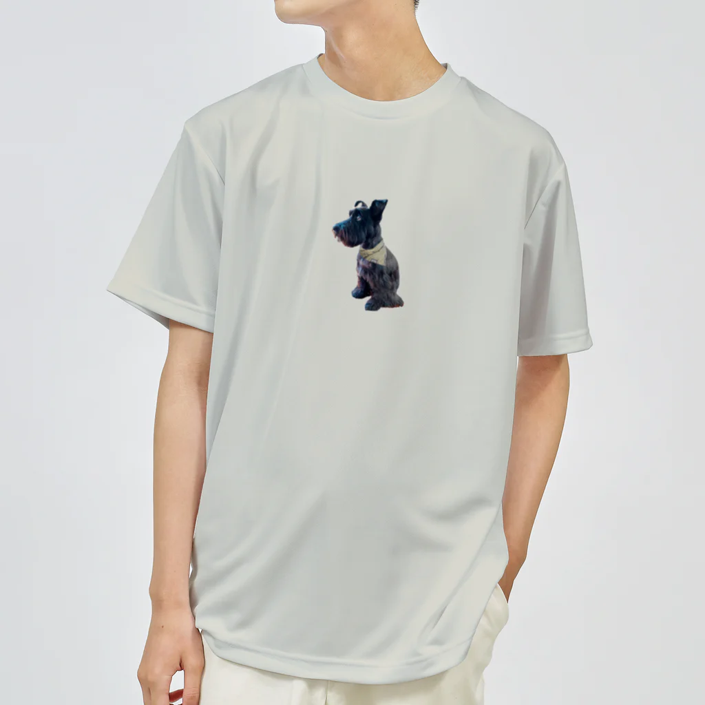 KURO のおすわりKURO シュナウザー 黒い犬 dog クロ Dry T-Shirt