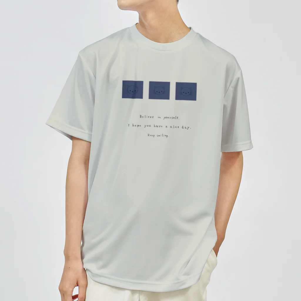 rilybiiのblue three neko Dry T-Shirt