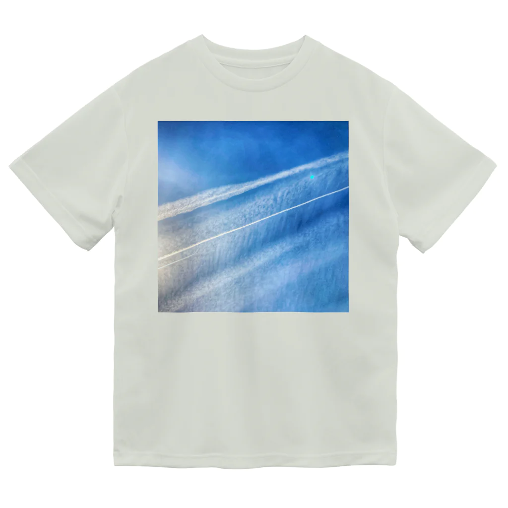 ArtWillの飛行機雲 ドライTシャツ