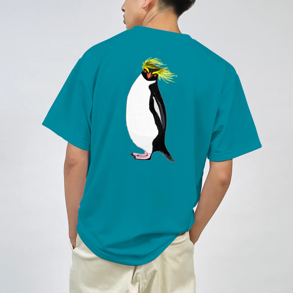 LalaHangeulの風に吹かれるイワトビペンギンさん(文字無しバージョン) バックプリント ドライTシャツ