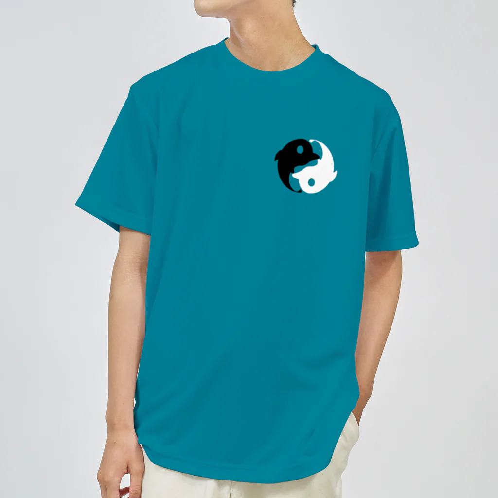 LIGHT HOUSE with DOLPHINの勾玉イルカ(フチなし)・ワンポイント ドライTシャツ