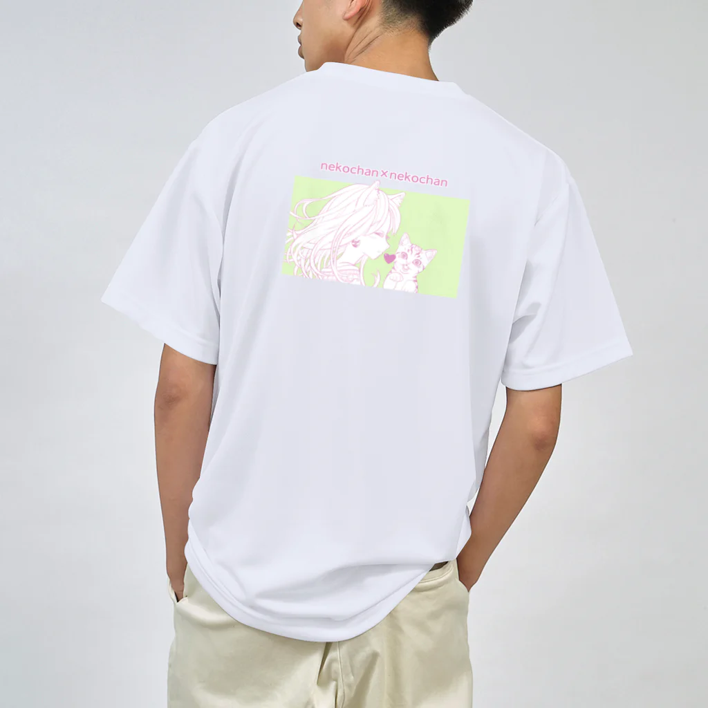 nya-mew（ニャーミュー）のネコチャン×ネコチャン(バックプリント) Dry T-Shirt