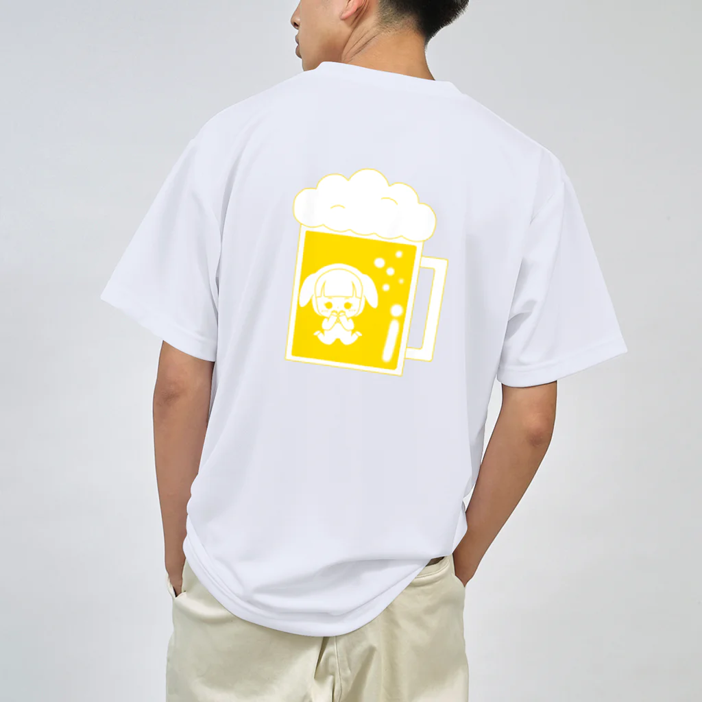 milkyway.77のビールに溺れるアルラビちゃん(背面) ドライTシャツ