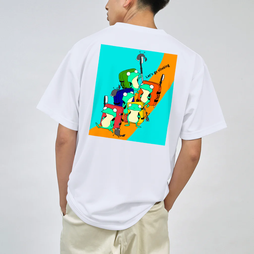 GOODS ME STUDIOのカエル、外岩に行くの巻 Dry T-Shirt