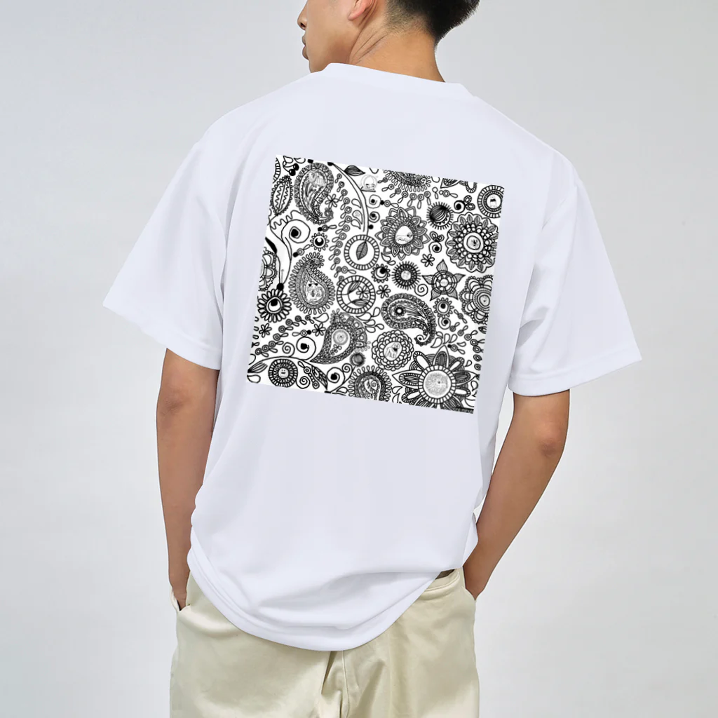 one minute shopの動物たくさんのペイズリー柄 Dry T-Shirt