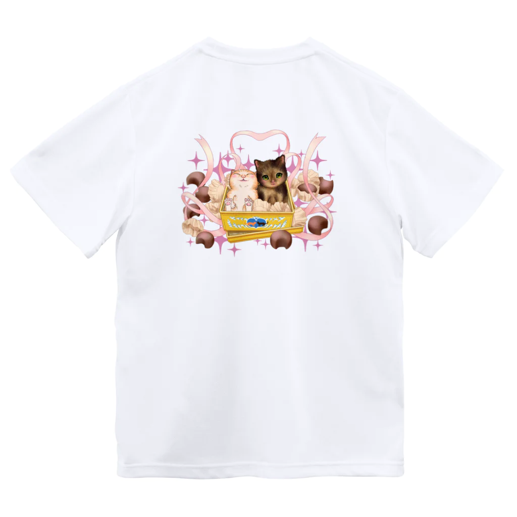 nya-mew（ニャーミュー）のチョコよりカワイイ#2(バックプリント) ドライTシャツ